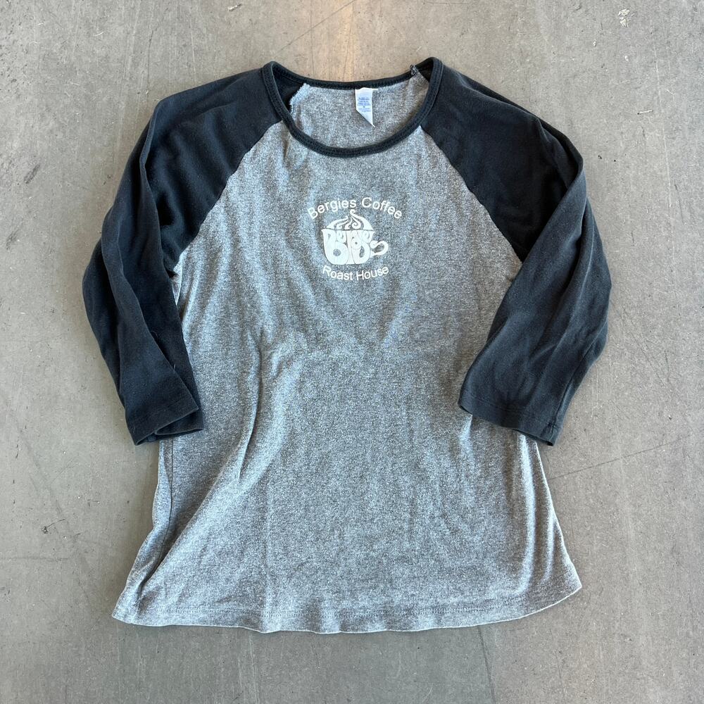 Vintage Y2K Bergies Coffee Roast House Barista Gray Black Baseball Tee Medium - Picture 1 of 5
